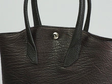 Load image into Gallery viewer, 【2025 TEST SAMPLE】MK-02 GS　TOTE BAG［M］ 馬ヌメ極厚本シュリンク LA-DARK BROWN