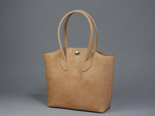 Load image into Gallery viewer, 【2025 TEST SAMPLE】MK-02　TOTE BAG［M］TAN ［2025 TEST SAMPLE仕様］