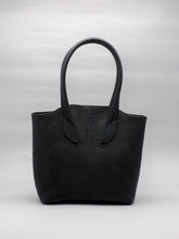 画像をギャラリービューアに読み込む, 【2026 TEST SAMPLE】MK-01 GS-D　Tote Bag［S］ 馬ヌメ極厚本シュリンク  -ダール 仕様-