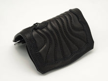 Load image into Gallery viewer, 【2026 TEST SAMPLE】RY-22 GB　MORAY Middle Wallet  -GB仕様-（BLACK）